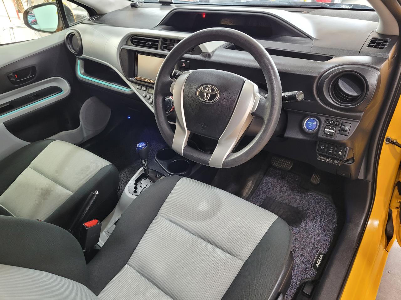 2012 Toyota Aqua