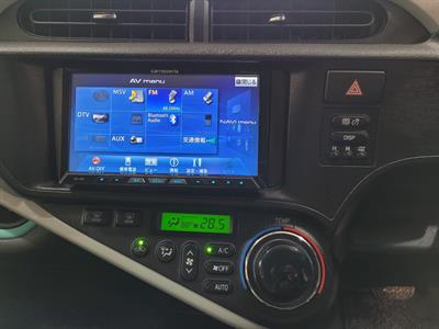 2012 Toyota Aqua - Thumbnail