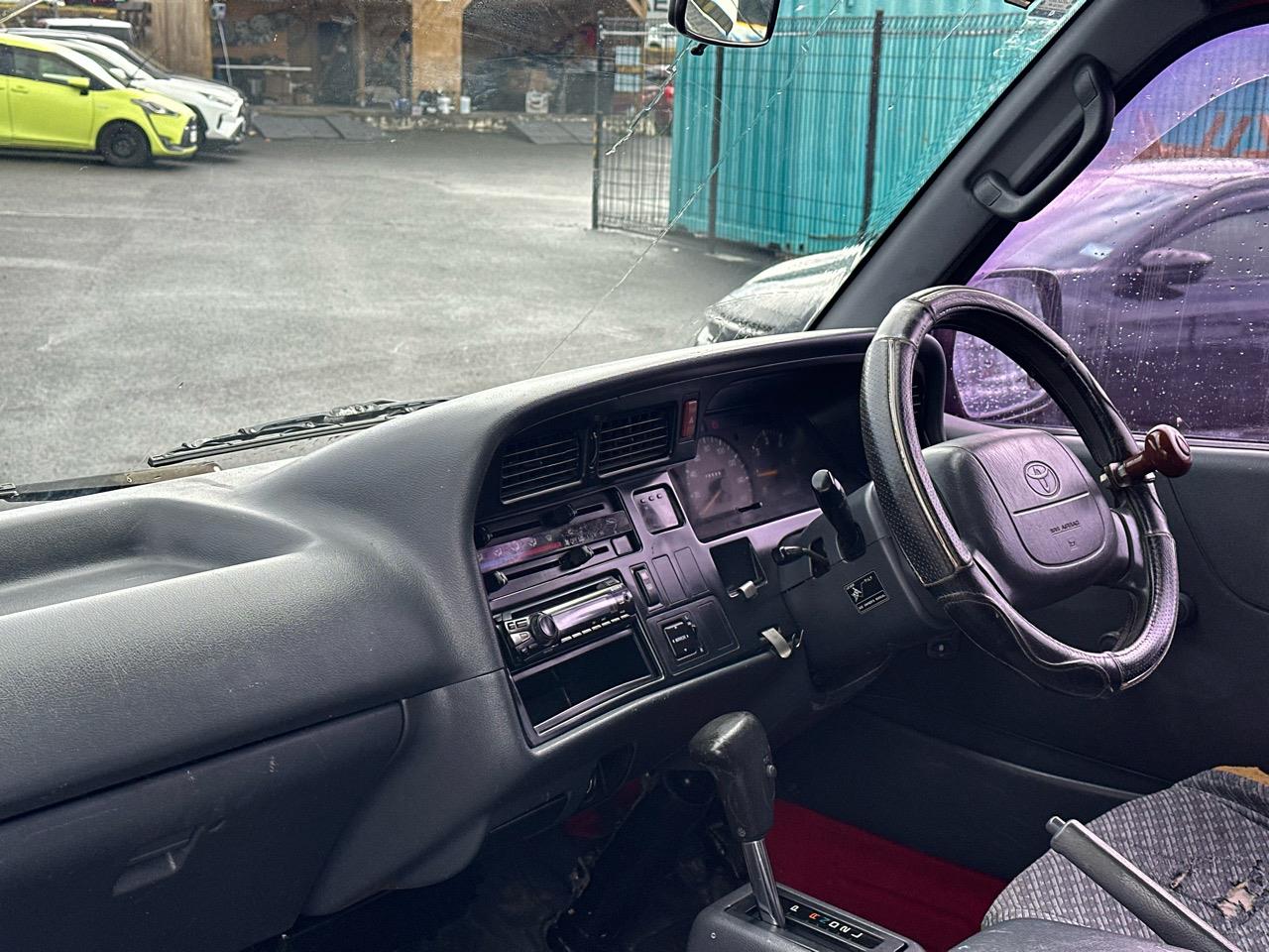 2004 Toyota Hiace