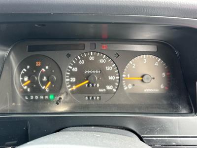 2004 Toyota Hiace - Thumbnail