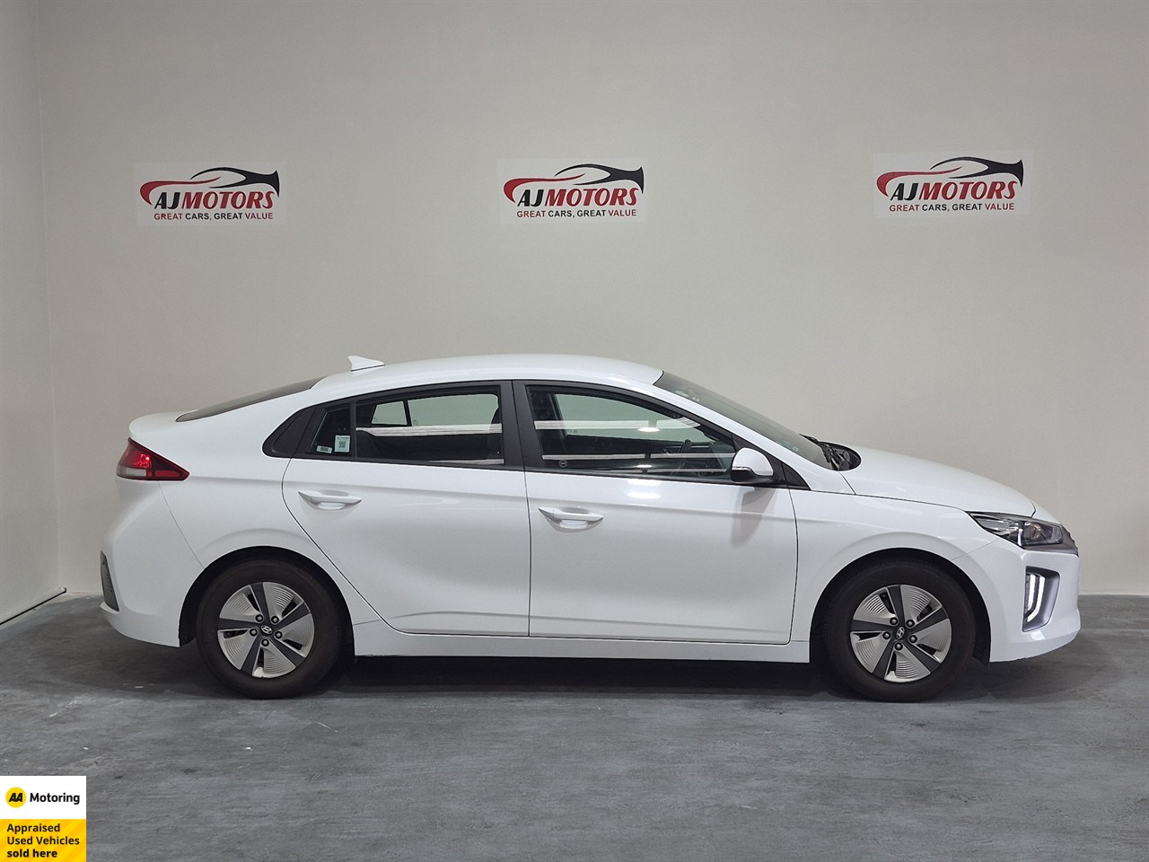 2022 Hyundai IONIQ