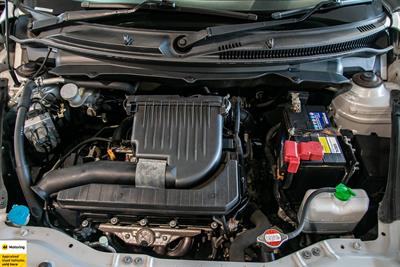 2012 Suzuki Swift - Thumbnail
