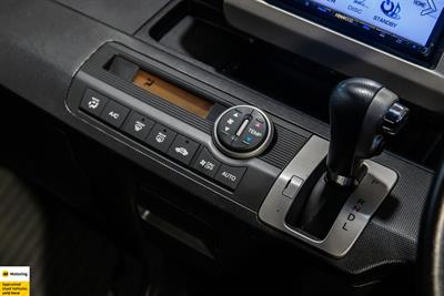 2012 Honda Freed - Thumbnail
