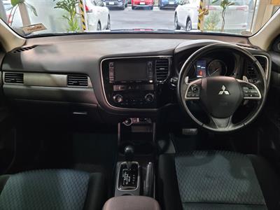 2012 Mitsubishi Outlander - Thumbnail