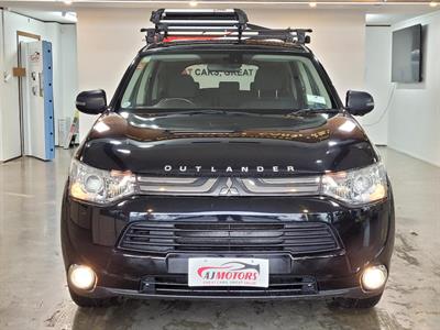 2012 Mitsubishi Outlander - Thumbnail