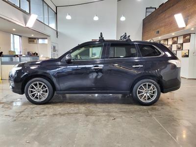 2012 Mitsubishi Outlander - Thumbnail