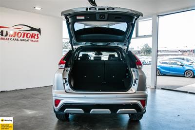 2025 Mitsubishi Eclipse Cross - Thumbnail