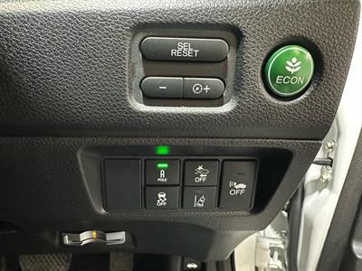2015 Honda Jade - Thumbnail