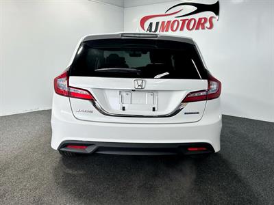 2015 Honda Jade - Thumbnail