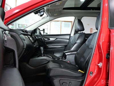 2014 Nissan X-Trail - Thumbnail