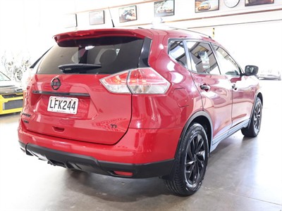 2014 Nissan X-Trail - Thumbnail