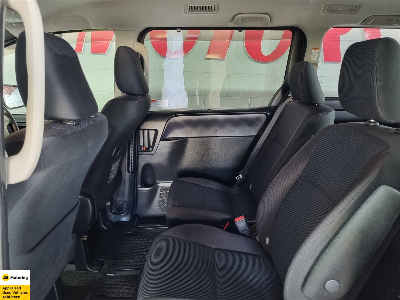 2014 Toyota Voxy
