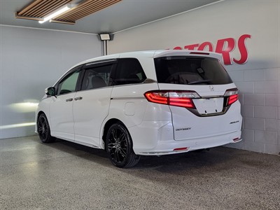 2019 Honda Odyssey - Thumbnail