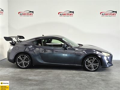 2012 Toyota 86 - Thumbnail
