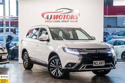 2020 Mitsubishi Outlander - Thumbnail