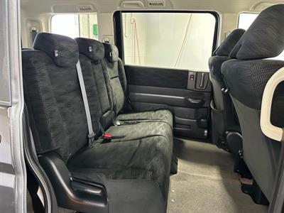 2012 Honda STEPWAGON - Thumbnail