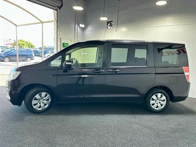 2012 Honda STEPWAGON - Thumbnail