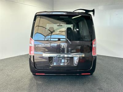 2012 Honda STEPWAGON - Thumbnail
