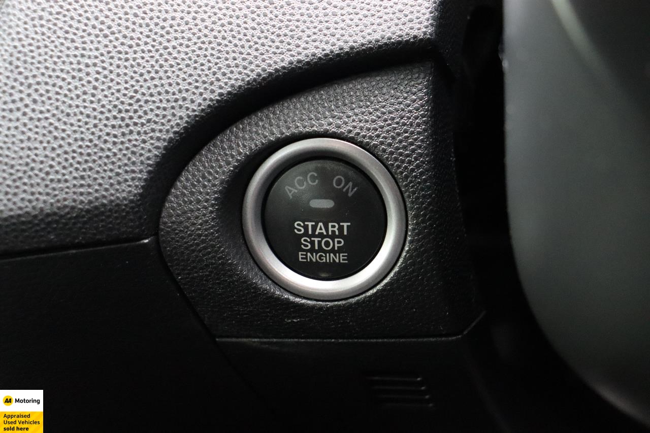 2012 Mazda Axela