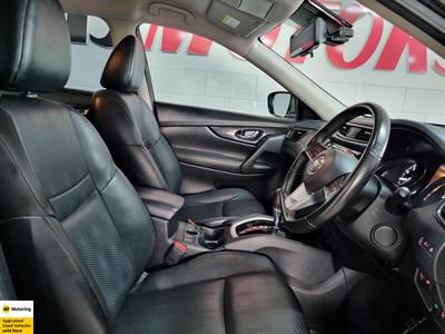 2017 Nissan X-Trail - Thumbnail
