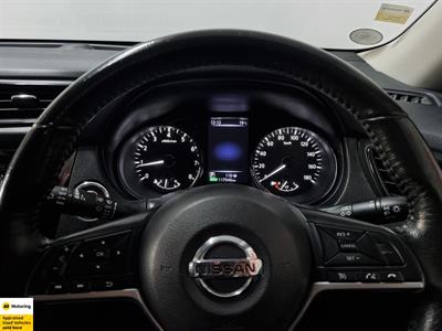 2017 Nissan X-Trail - Thumbnail
