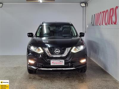2017 Nissan X-Trail - Thumbnail