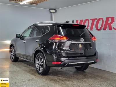 2017 Nissan X-Trail - Thumbnail