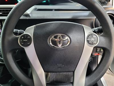 2012 Toyota Aqua - Thumbnail