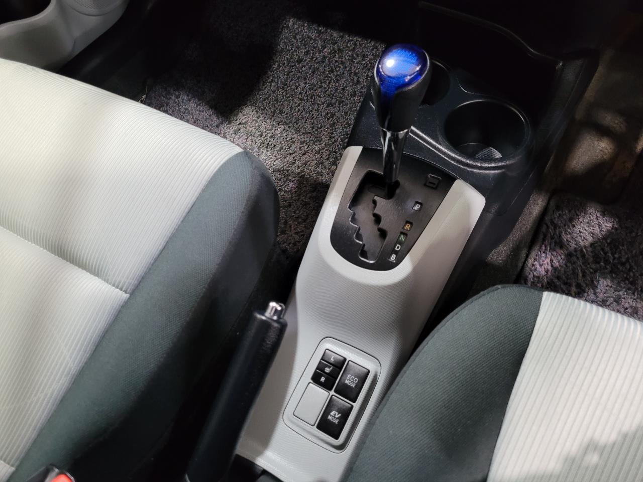 2012 Toyota Aqua