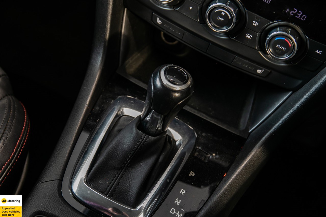 2013 Mazda Atenza