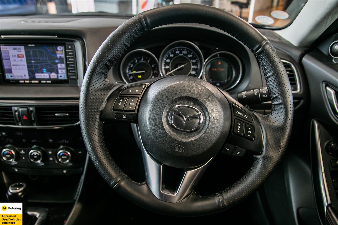 2013 Mazda Atenza