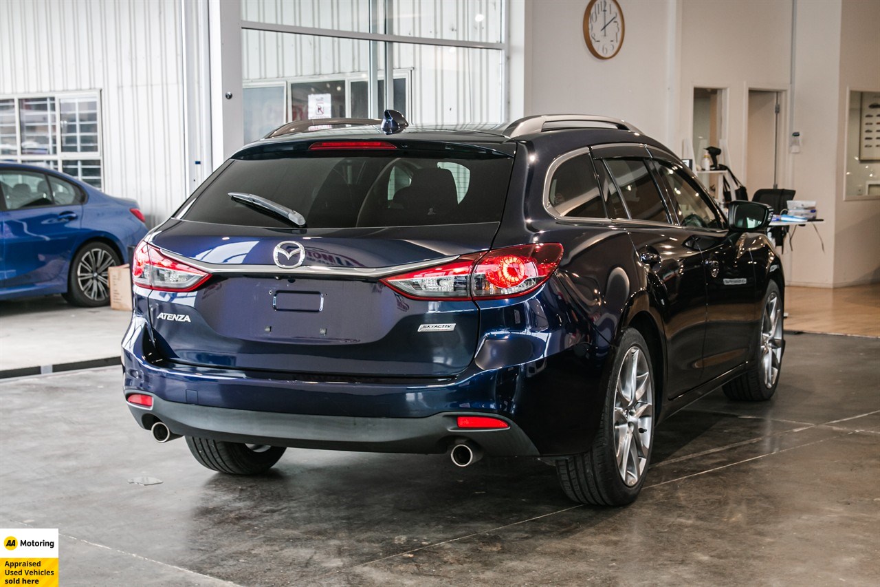 2013 Mazda Atenza