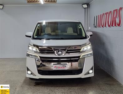 2019 Toyota Vellfire - Thumbnail
