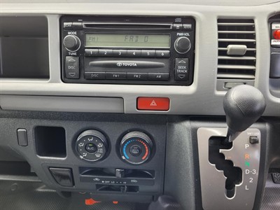 2007 Toyota Hiace - Thumbnail