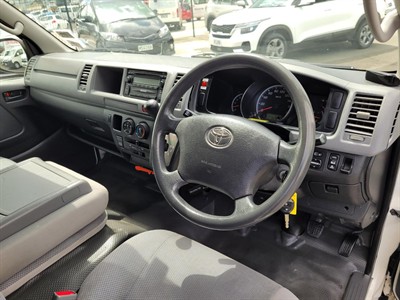 2007 Toyota Hiace - Thumbnail
