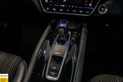 2017 Honda Vezel - Thumbnail