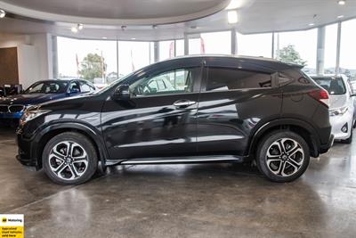 2017 Honda Vezel - Thumbnail