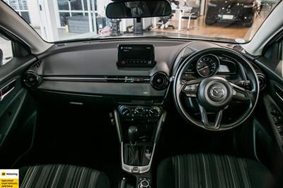 2020 Mazda 2 - Thumbnail