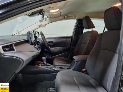 2020 Toyota Corolla - Thumbnail