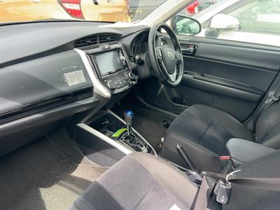 2018 Toyota Corolla - Thumbnail