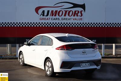 2022 Hyundai IONIQ - Thumbnail