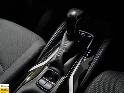 2020 Toyota Corolla - Thumbnail