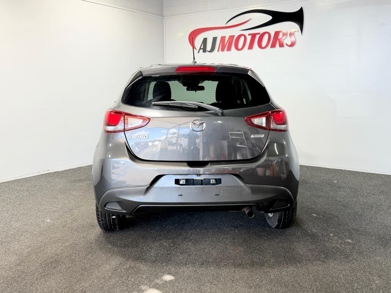 2015 Mazda Demio