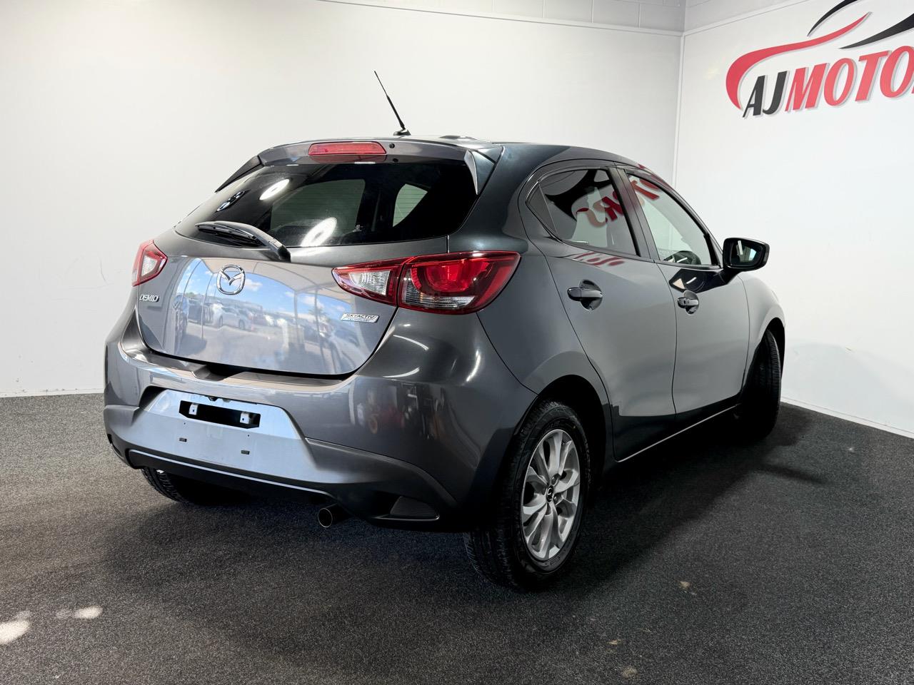 2015 Mazda Demio