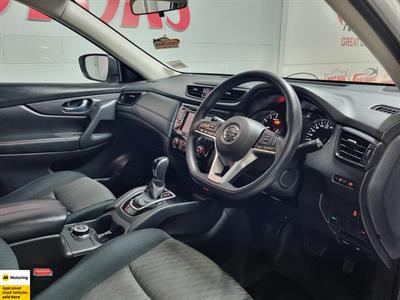 2021 Nissan X-Trail - Thumbnail