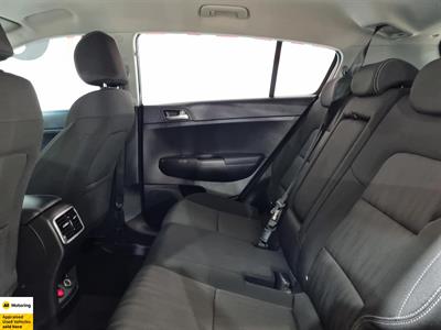2021 Kia Sportage - Thumbnail