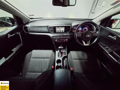 2021 Kia Sportage - Thumbnail