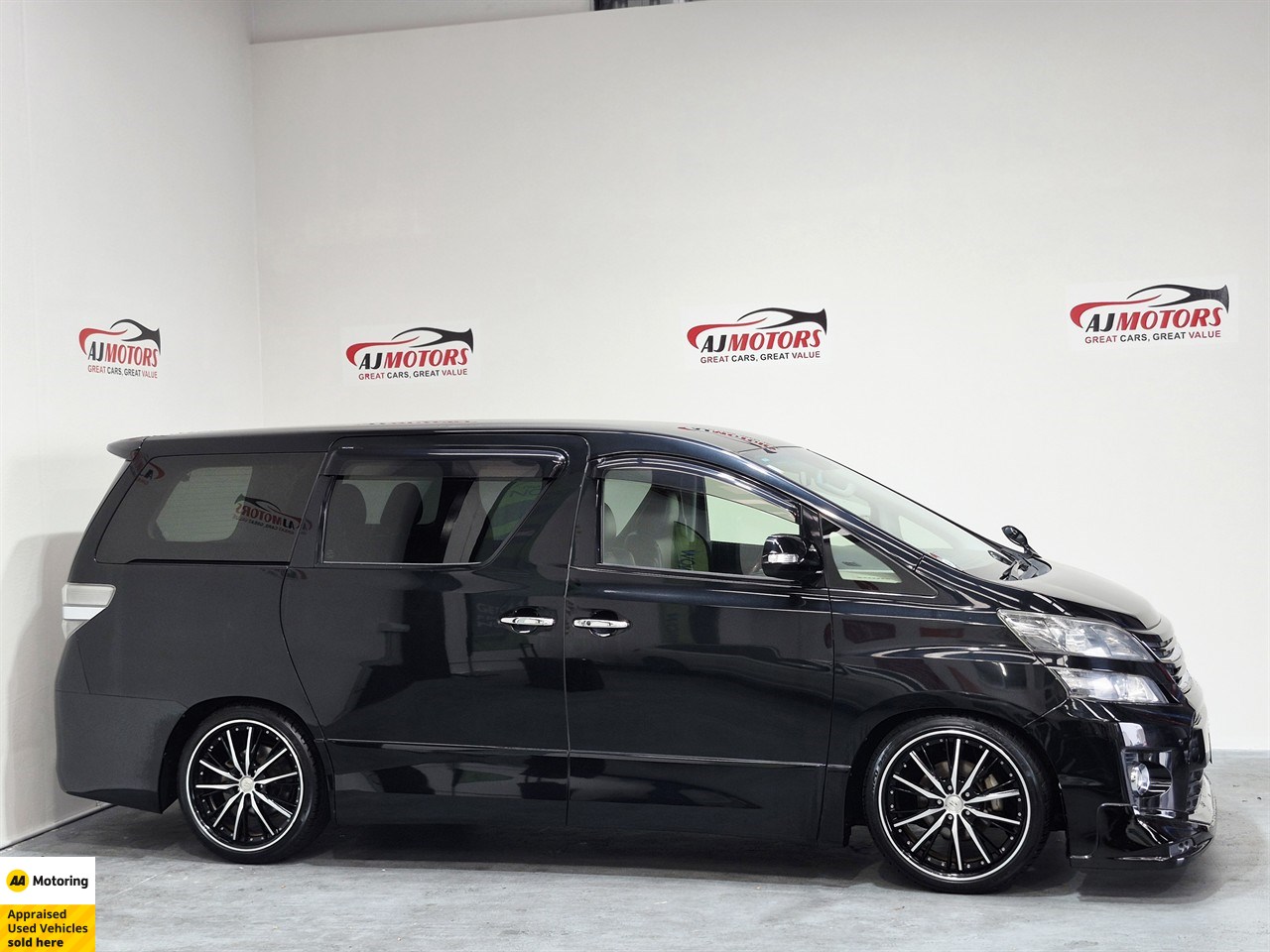 2012 Toyota Vellfire