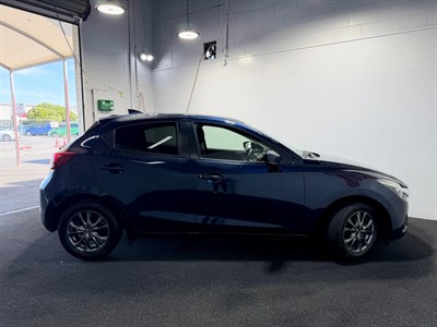 2017 Mazda Demio - Thumbnail