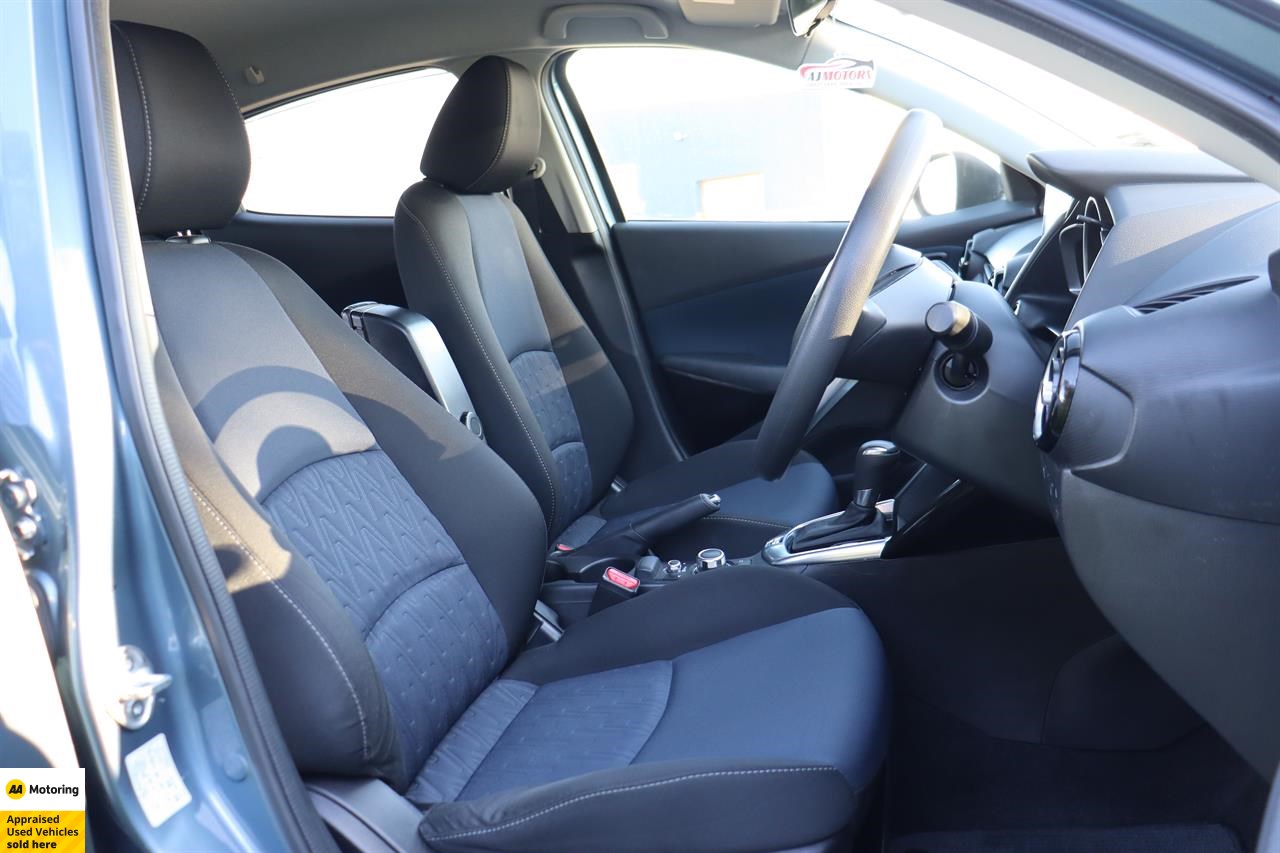 2015 Mazda Demio